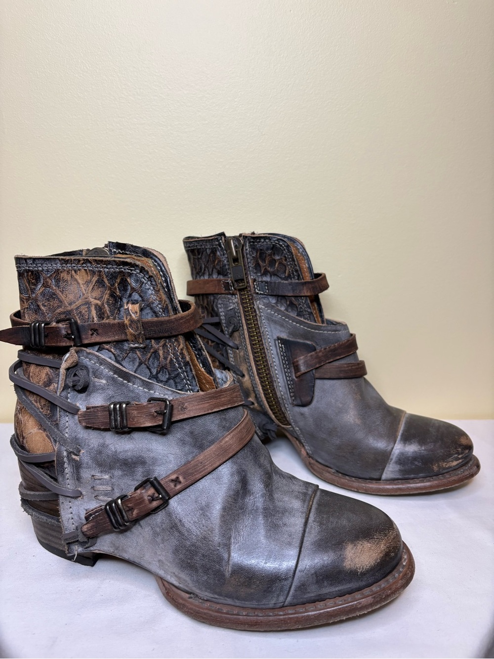 Freebird by Steven Gray Leather Distressed Ankle Boots with Brown Straps Size 8